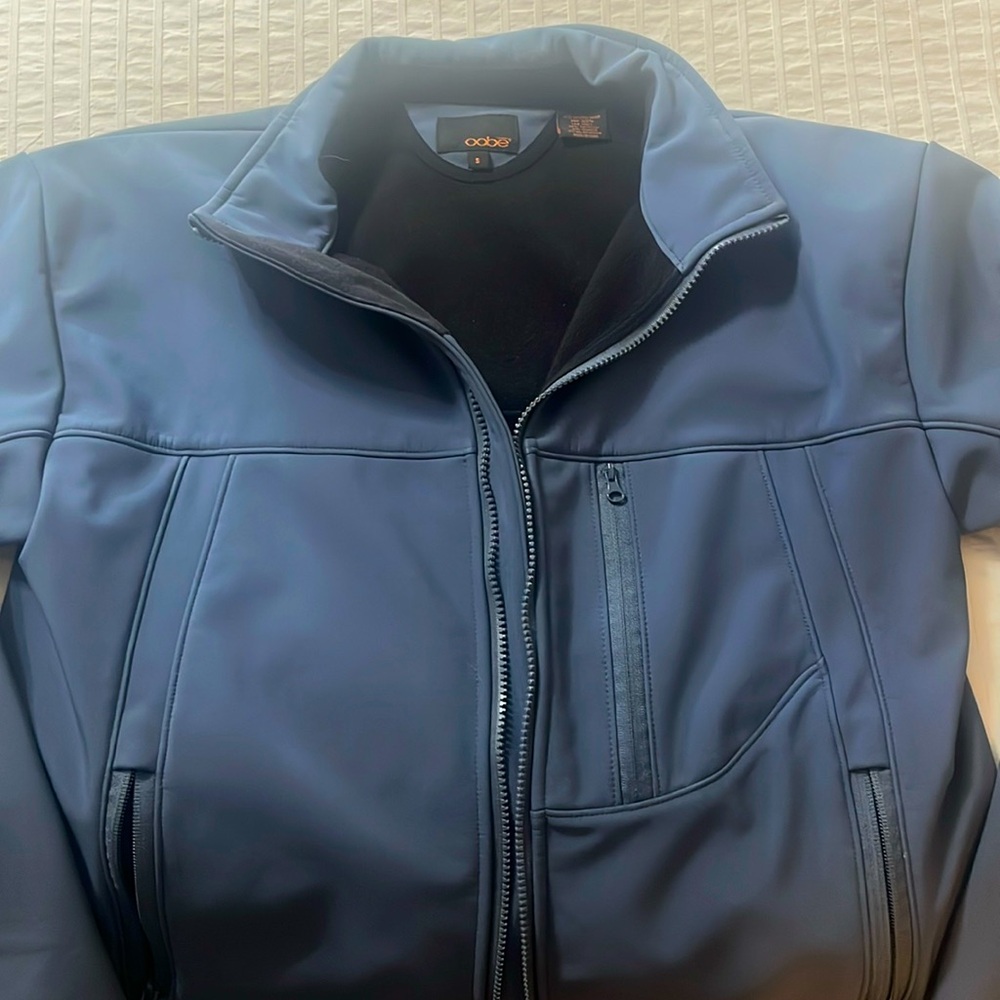 Men's lined jacket Sz S. Perfect for back to school, worn only 2-3x. See pics.